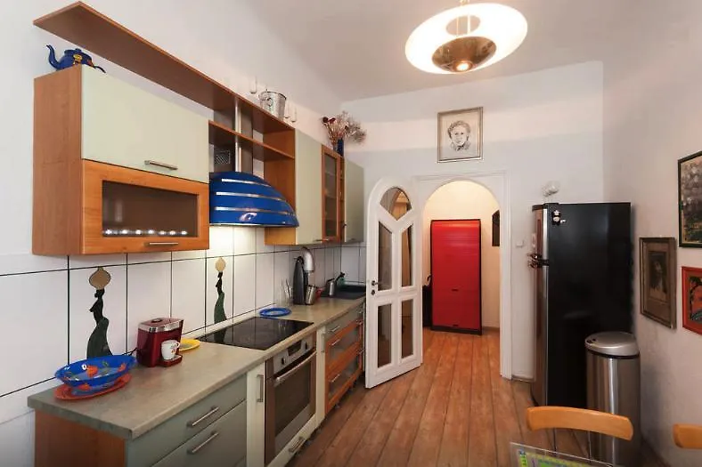 Art Gallery Apartment פראג